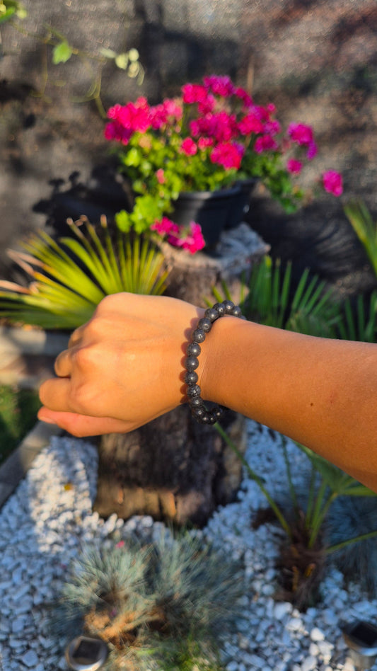 Bracelet en pierre de lave 8mm