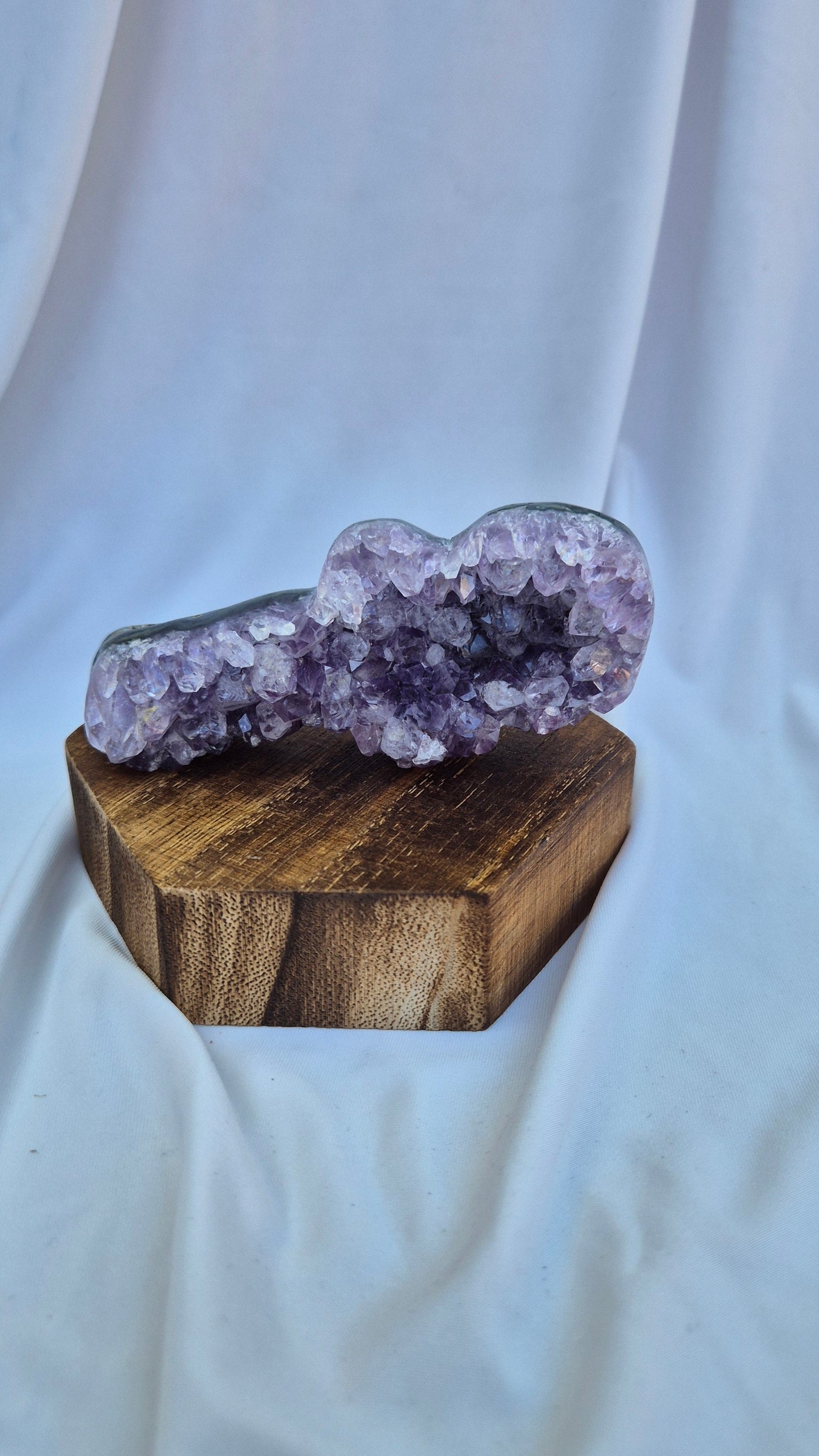 Améthyste, forme guitare